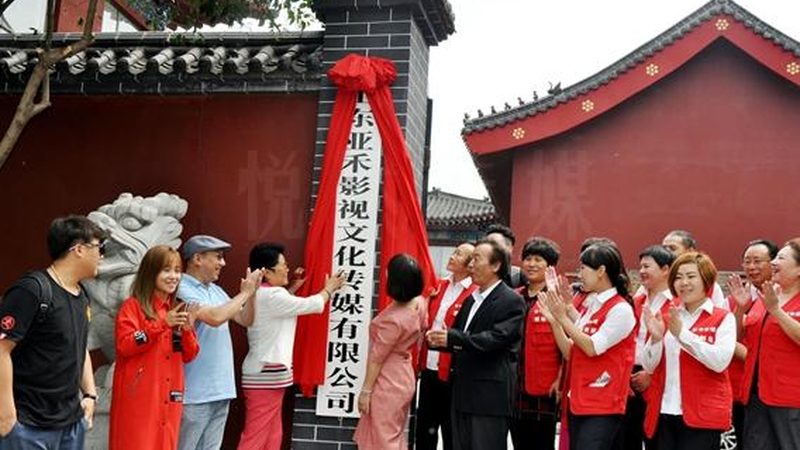 影视场景搭建，安装服务背后的技术与艺术